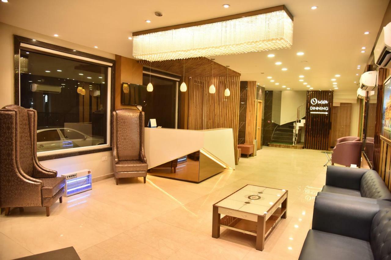 Hotel Oscar Amritsar Exteriör bild
